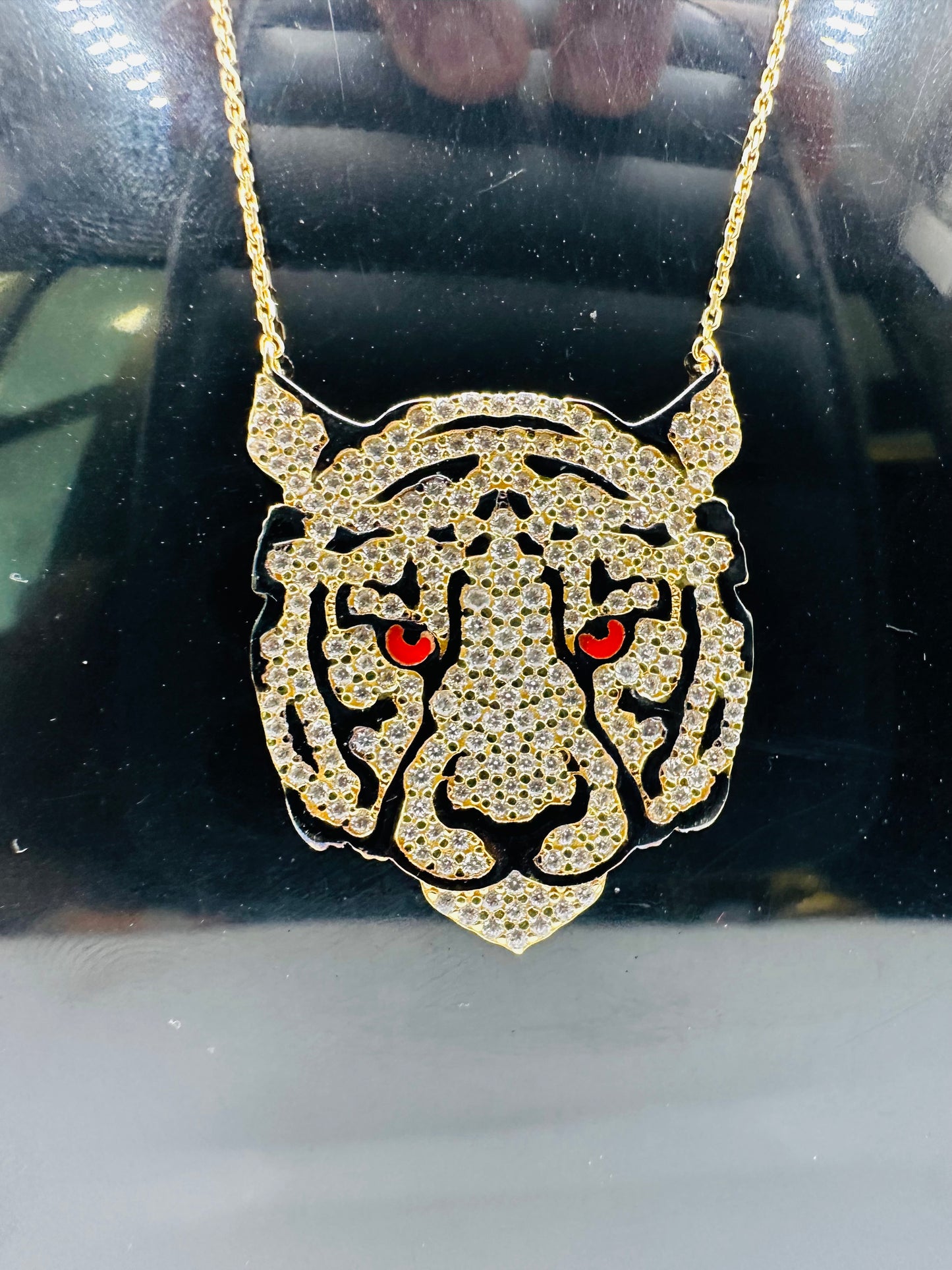 Collier tête de panthère 🐆 en or 18 carats