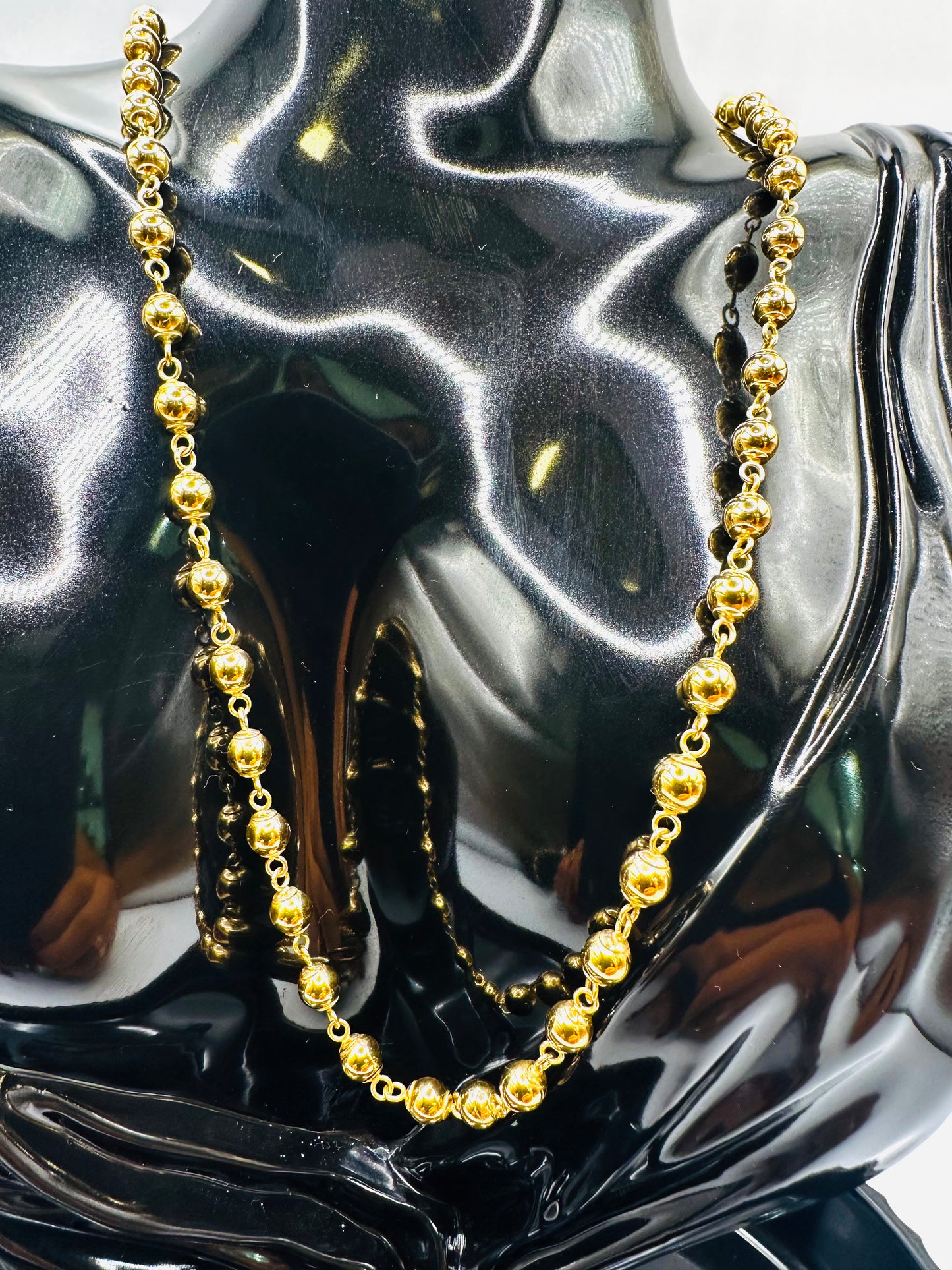 Chaîne perles de Marseille