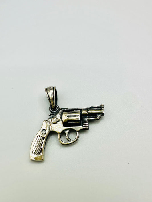 PENDENTIF HOMME pistolet en argent 925