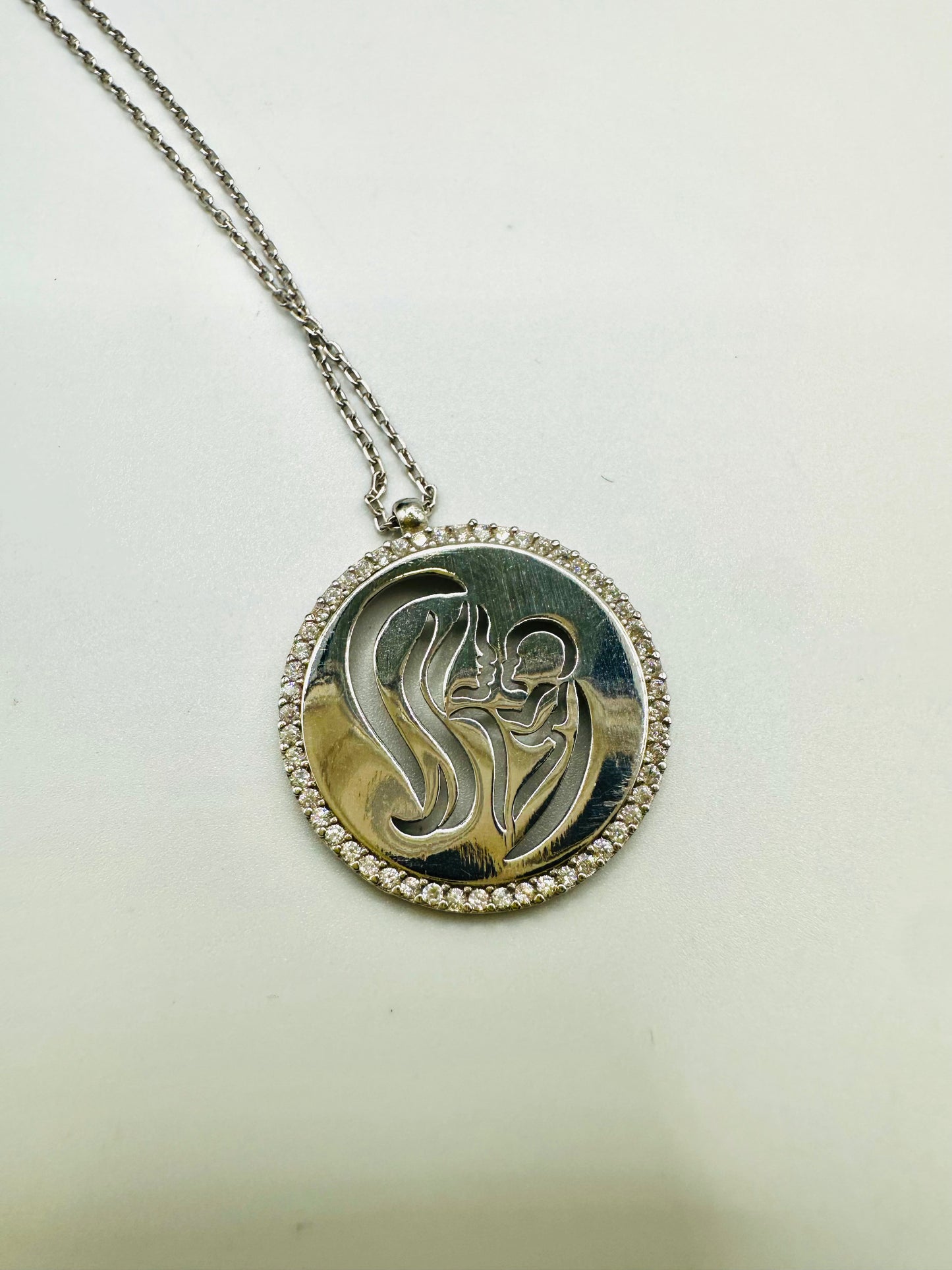 Chaîne en argent 925 avec pendentif rond “Maman & Bébé”