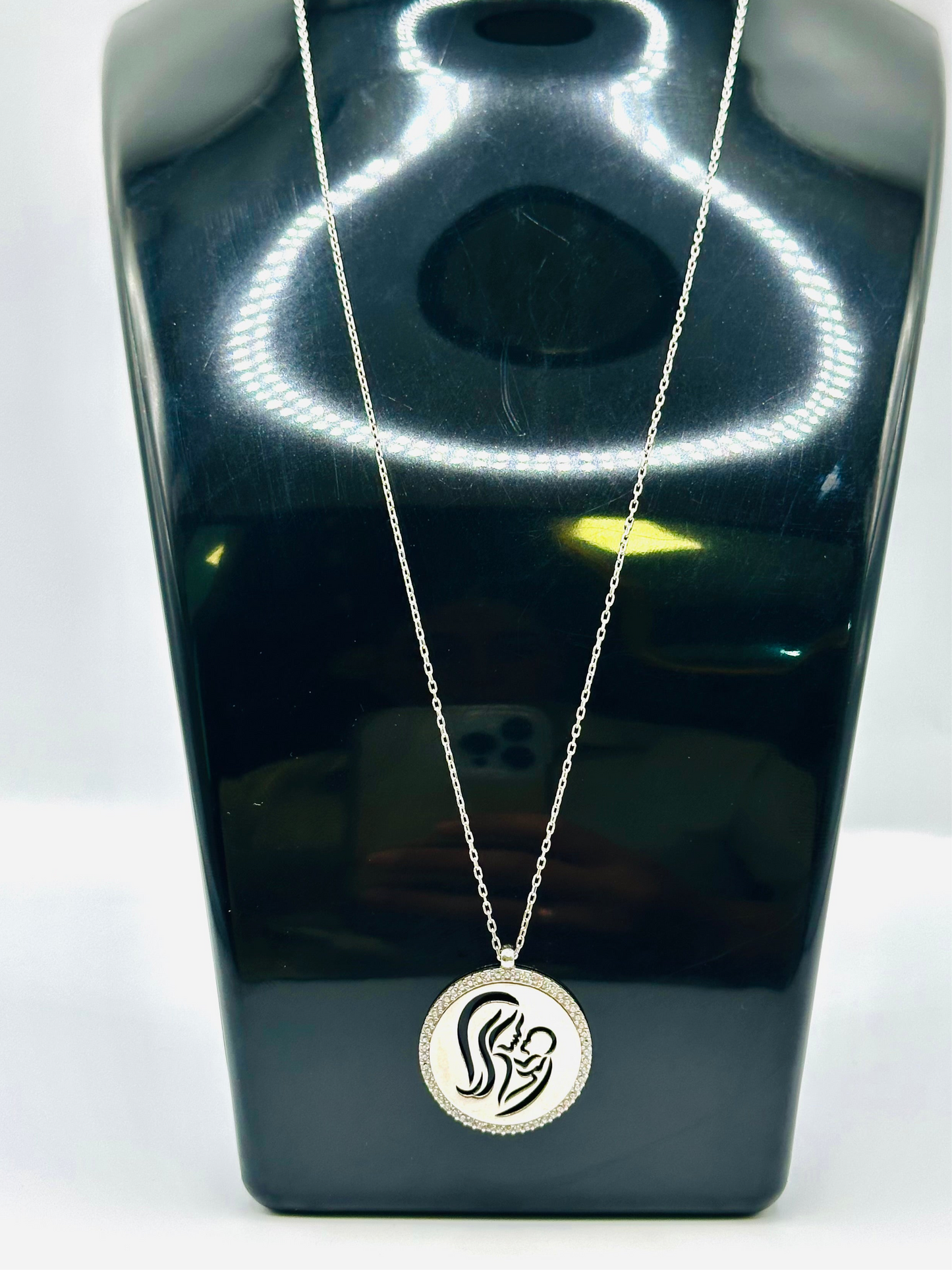 Chaîne en argent 925 avec pendentif rond “Maman & Bébé”