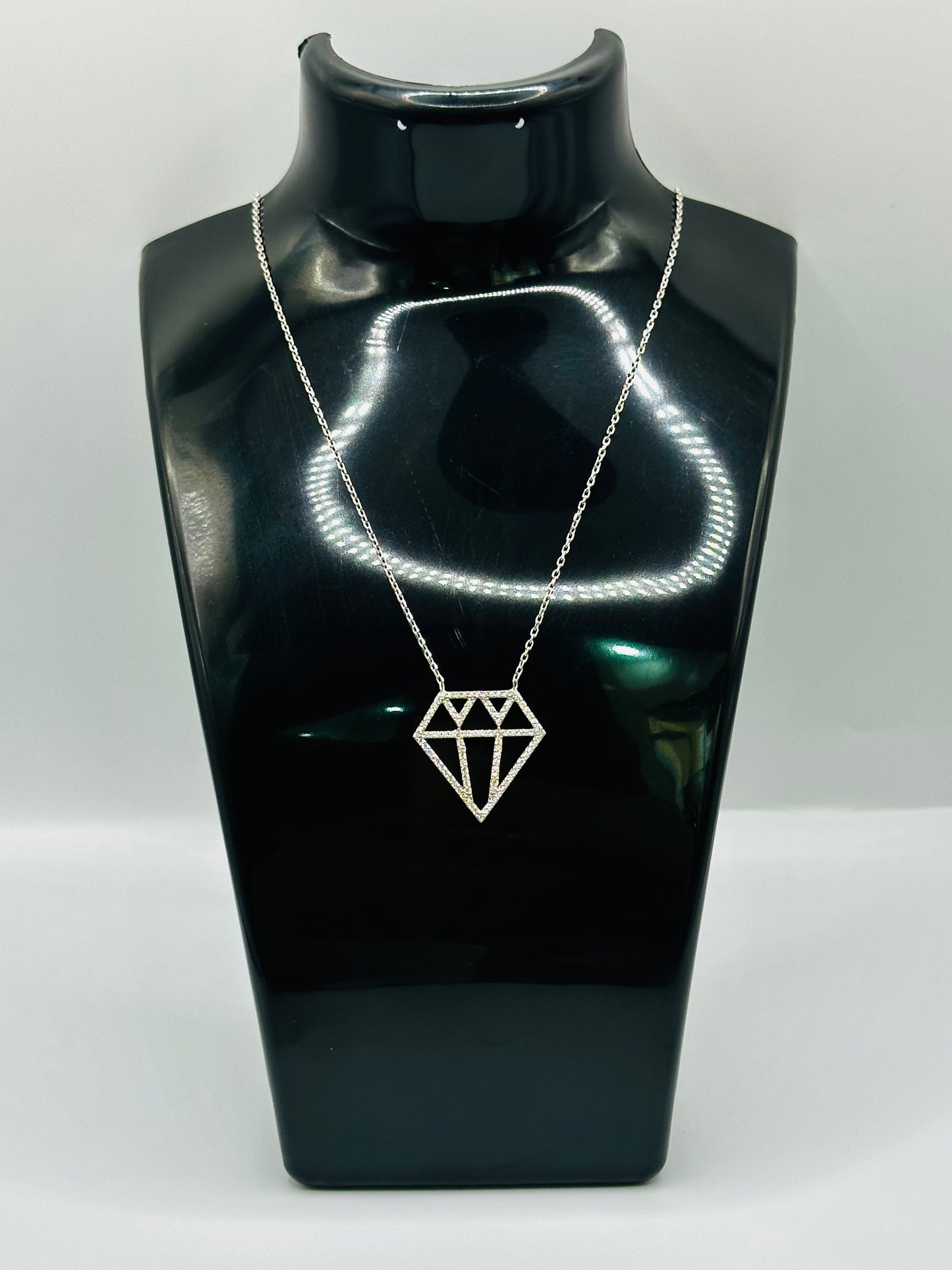 Chaîne en argent 925 avec pendentif diamanté