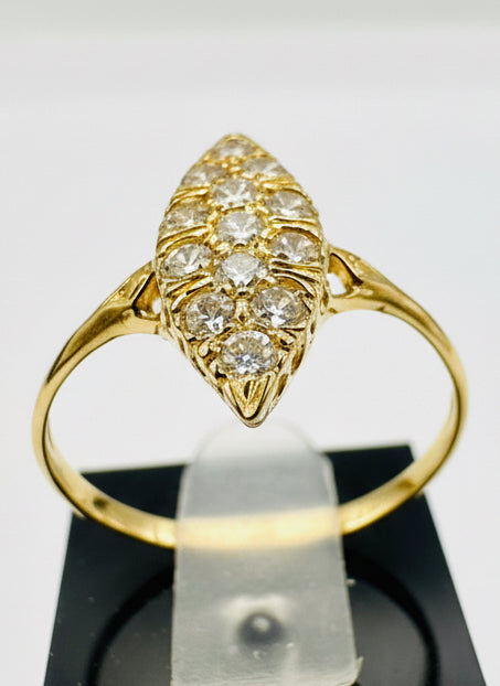 Bague Marquise Sertie en Or Jaune 18 Carats