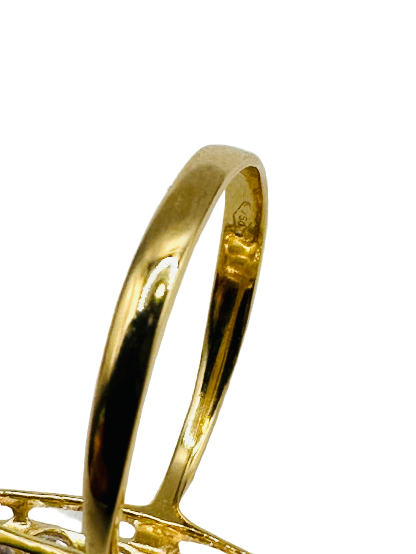 Bague Marquise Sertie en Or Jaune 18 Carats