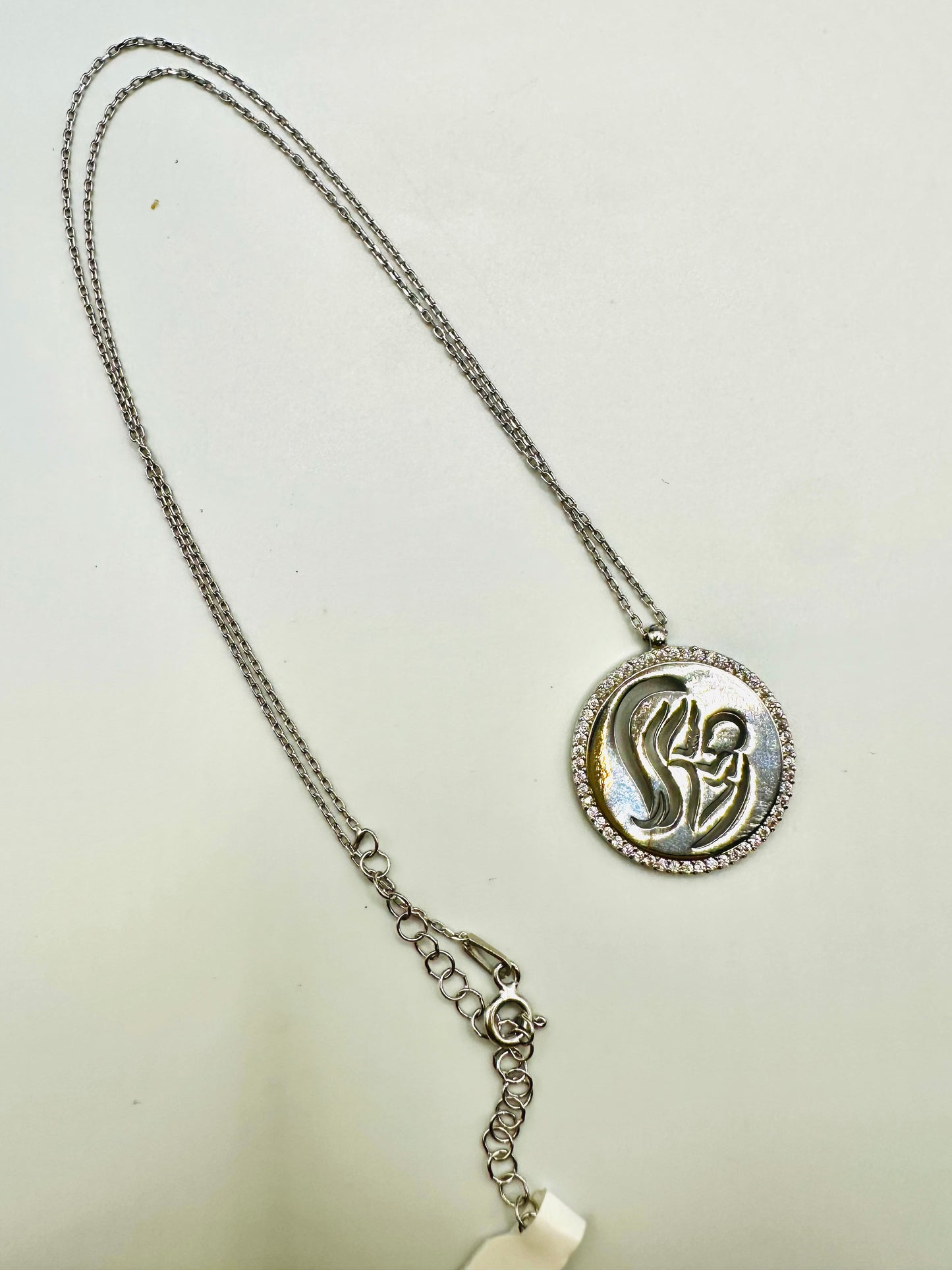 Chaîne en argent 925 avec pendentif rond “Maman & Bébé”