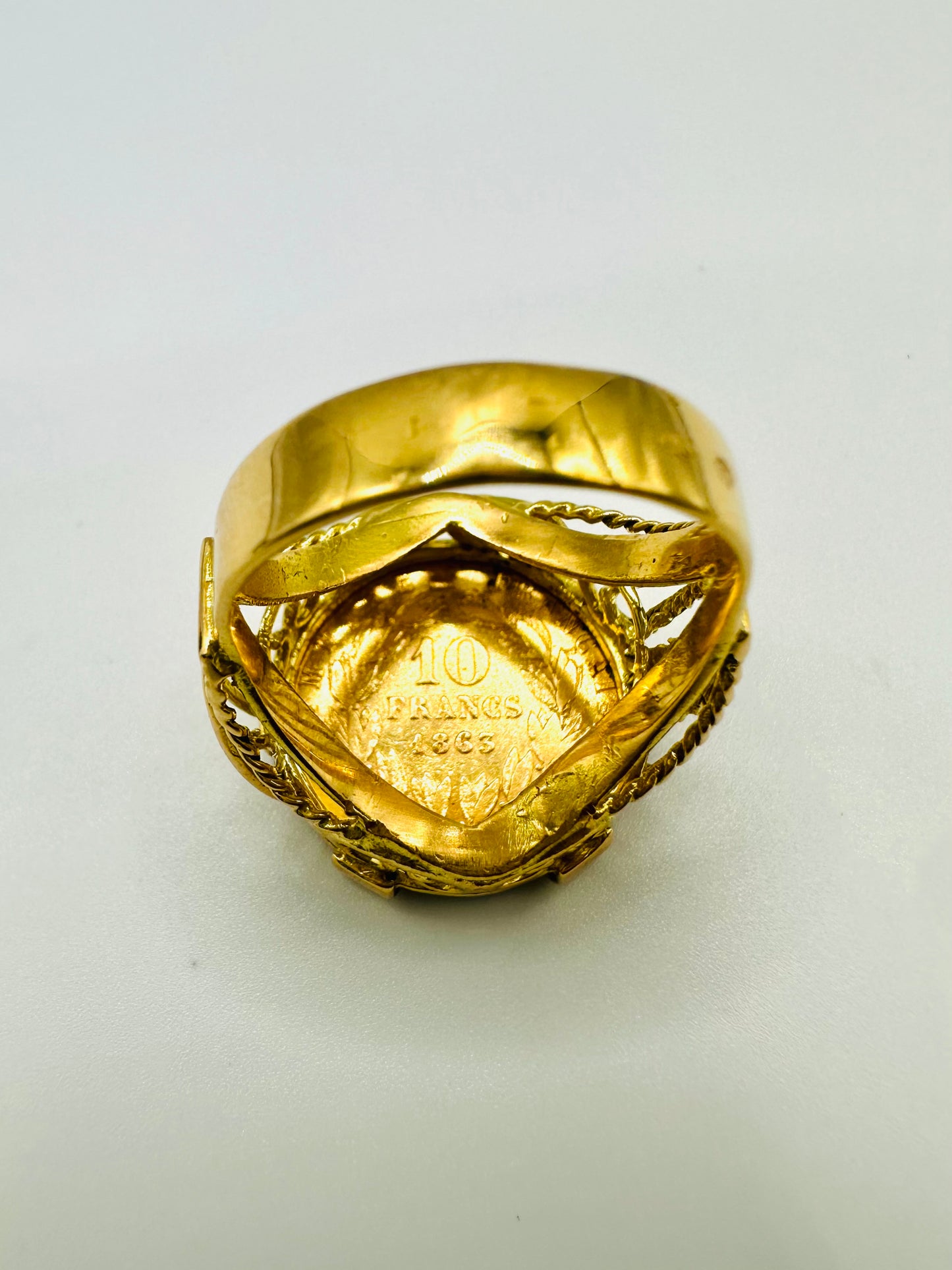 Bague Porte-Pièce “Napoléon” – Or 18 et 21 carats ~ 6 griffes