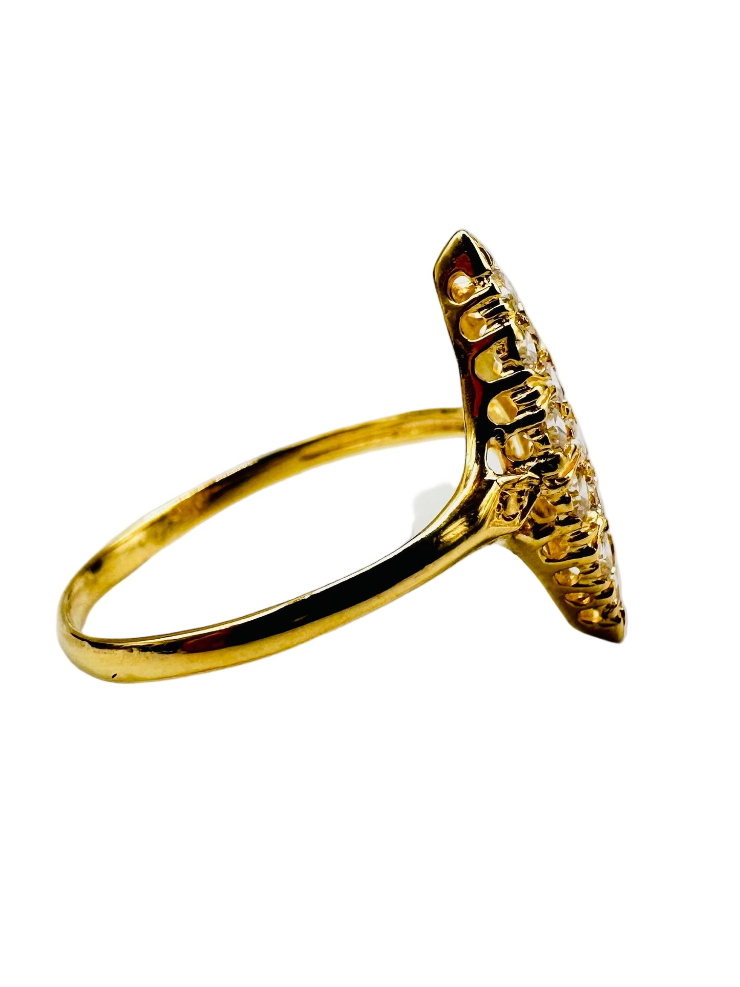 Bague Marquise Sertie en Or Jaune 18 Carats